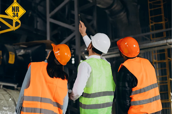 NR 34: Como Reduzir Riscos com Treinamentos Industriais Bem Geridos - TMS