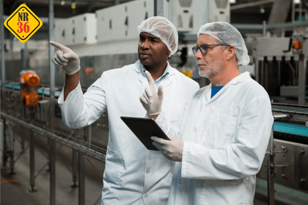 NR36: Capacitação adequada e controle documental na gestão de treinamentos